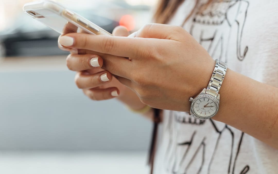 SMS & Email Marketing: 5 Tips to Integrate Channels for Increased Customer Engagement